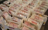 溢价超30倍，有人一周赚37万！外挂软件让普通人“无货可买”