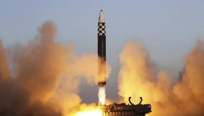 美国终于意识到，俄、朝没在开玩笑，紧急联系中国，劝劝2位邻居
