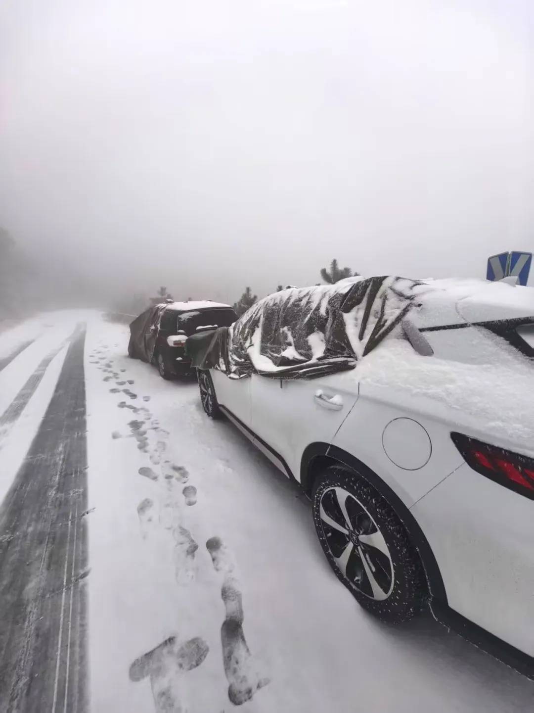 零下7℃！大到暴雪！刚刚确认：杭州又来一波猛的！周末出门千万注意.....